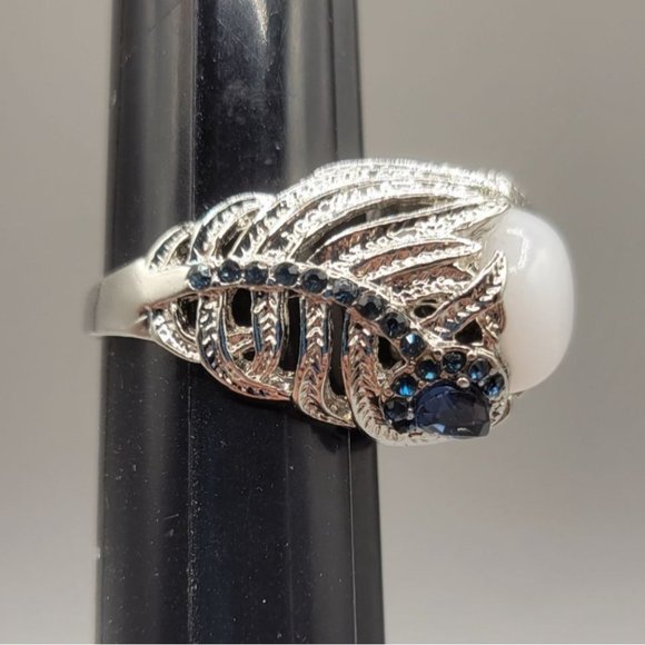 Moonstone Style Blue Rhinestone Cocktail Statement Ring Silver Tone Setting Size - Picture 6 of 9